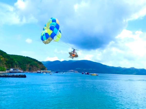 Nha Trang Parasailing Tour